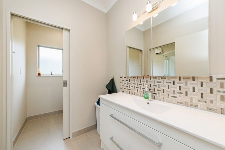 Photo of property in 1100b Kairanga Bunnythorpe Road, Kairanga, Palmerston North, 4475