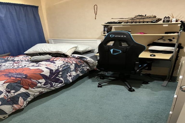 Photo of property in 1 Borris Close, East Tamaki, Auckland, 2016