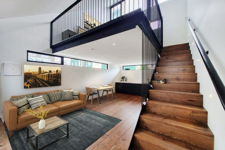 Photo of property in 99b Webb Street, Mount Cook, Wellington, 6011