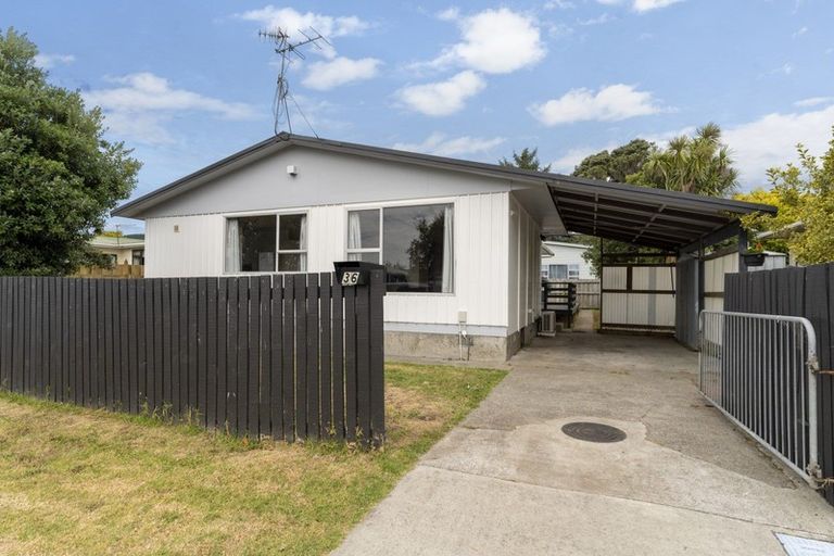 Photo of property in 36 Makarini Street, Paraparaumu, 5032