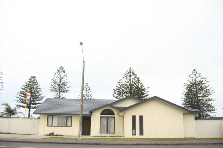 Photo of property in 106a Te Awa Avenue, Te Awa, Napier, 4110
