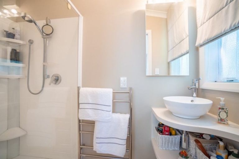 Photo of property in 36 Churchill Avenue, Hokowhitu, Palmerston North, 4410