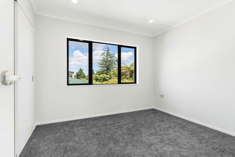 Photo of property in 19a Cornwall Road, Lyttelton, 8082
