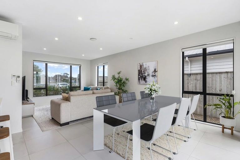 Photo of property in 72 Te Napi Drive, Takanini, 2112