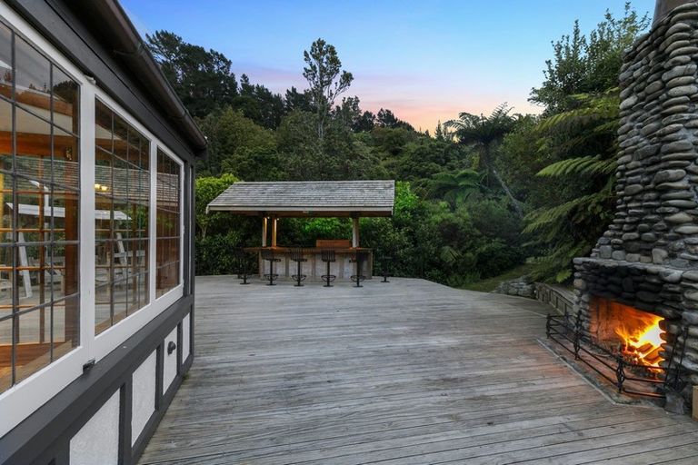 Photo of property in 345 Hebden Crescent, Kelson, Lower Hutt, 5010