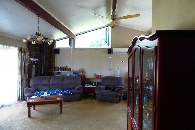 Photo of property in 23 Island View Road, Western Heights, Rotorua, 3015