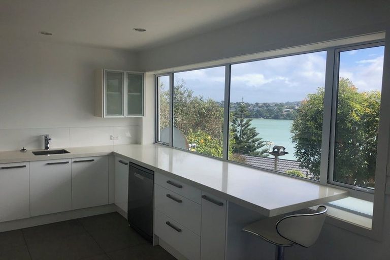 Photo of property in 12 Leeward Drive, Whitby, Porirua, 5024