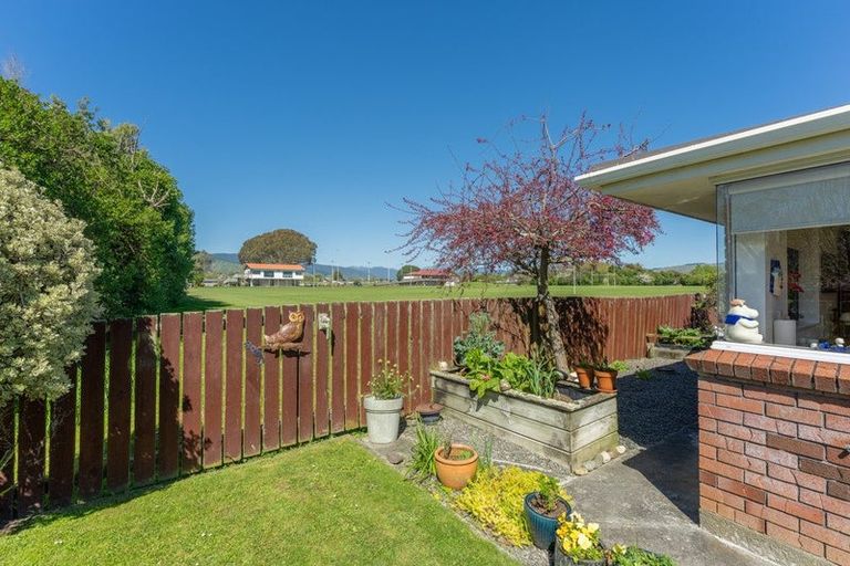 Photo of property in 6b Alexander Place, Otaki, 5512