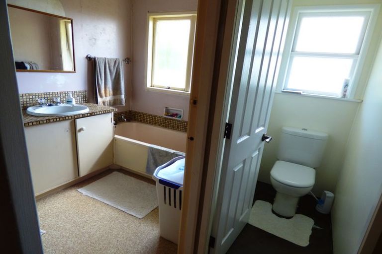 Photo of property in 23 Island View Road, Western Heights, Rotorua, 3015