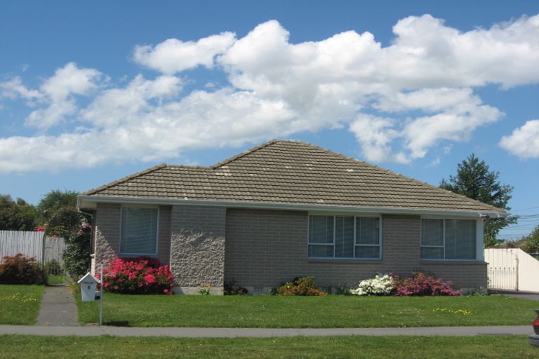 Photo of property in 5 Bethel Crescent, Bishopdale, Christchurch, 8053