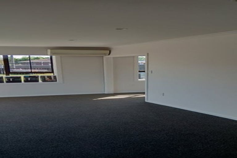 Photo of property in 75 Nottingham Street, Karori, Wellington, 6012