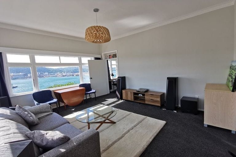 Photo of property in 1/57 Hawker Street, Mount Victoria, Wellington, 6011