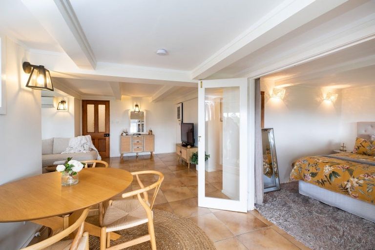 Photo of property in 9 Lincoln Road, Bluff Hill, Napier, 4110