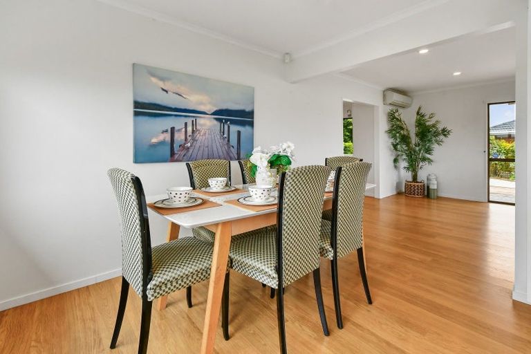 Photo of property in 7 Cumbrian Place, Conifer Grove, Takanini, 2112