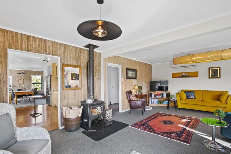 Photo of property in 83a Mangorei Road, Strandon, New Plymouth, 4312