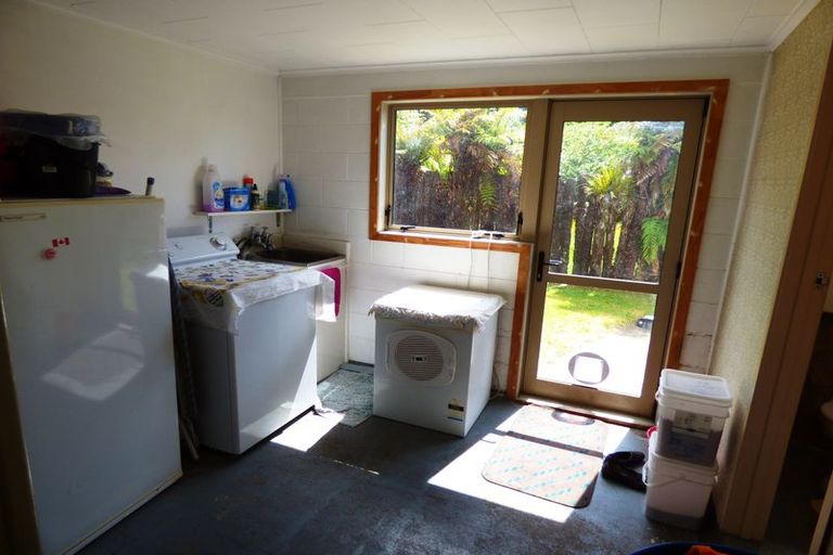 Photo of property in 23 Island View Road, Western Heights, Rotorua, 3015