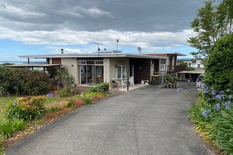 Photo of property in 56 Wiseley Road, Hobsonville, Auckland, 0618