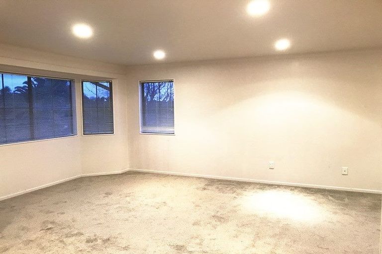 Photo of property in 48 Jandell Crescent, Bucklands Beach, Auckland, 2014