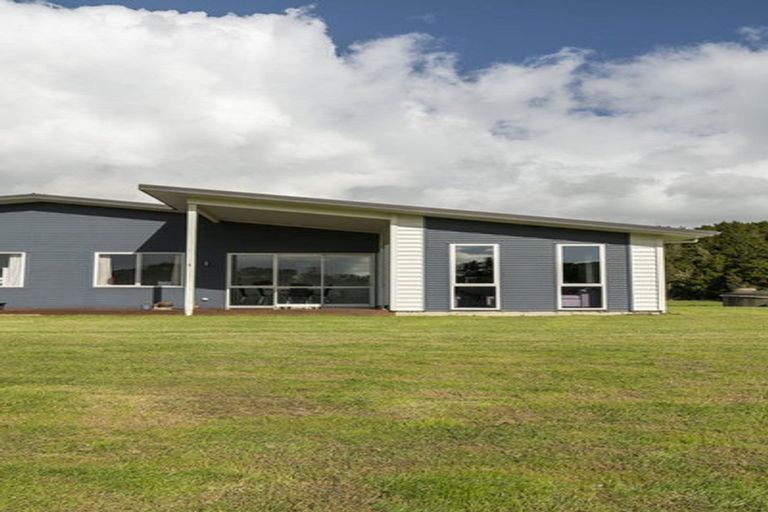 Photo of property in 160 Gray Road, Te Kamo, Kamo, 0185