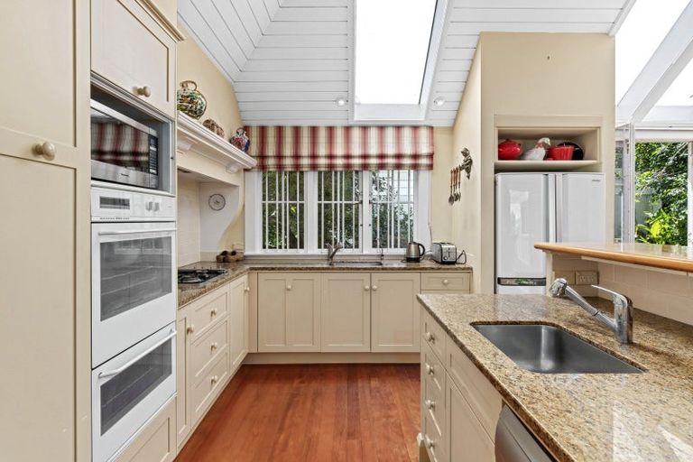 Photo of property in 55 Clarence Street, Devonport, Auckland, 0624