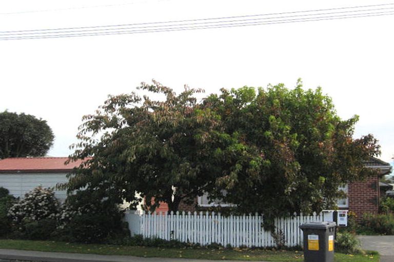Photo of property in 1/14 Middlepark Road, Sockburn, Christchurch, 8042