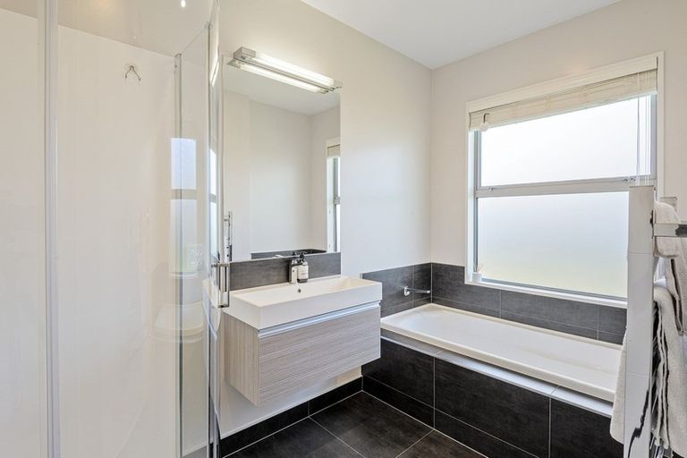 Photo of property in 5 Canter Lane, Aidanfield, Christchurch, 8025