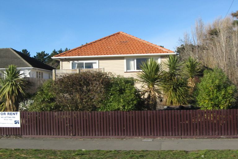 Photo of property in 113 Bowhill Road, New Brighton, Christchurch, 8083