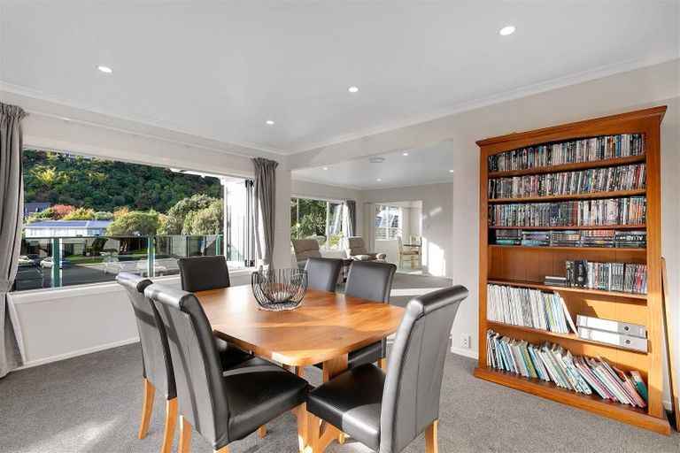 Photo of property in 14 Spey Place, Papakowhai, Porirua, 5024