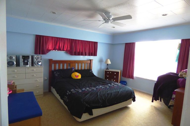 Photo of property in 23 Island View Road, Western Heights, Rotorua, 3015