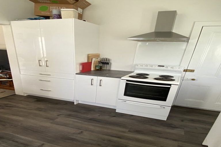 Photo of property in 39 Howe Street, North Dunedin, Dunedin, 9016