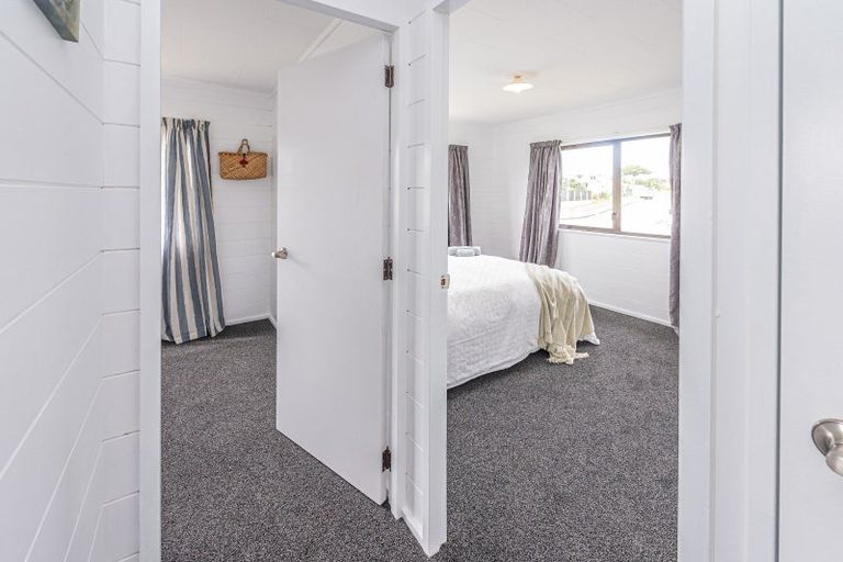 Photo of property in 7 Tainui Street, Castlecliff, Whanganui, 4501