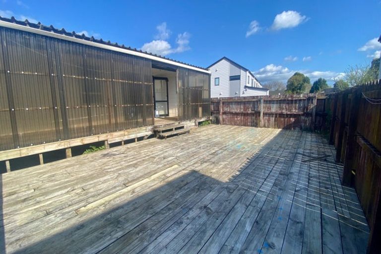 Photo of property in 5 Adel Place, Weymouth, Auckland, 2103