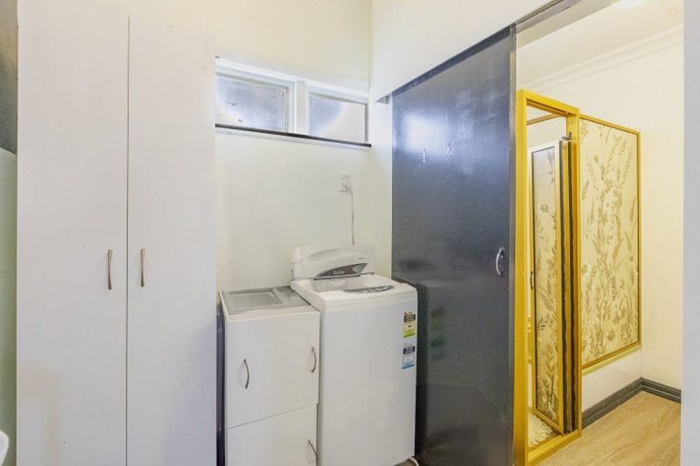 Photo of property in 11 Moeller Street, Taradale, Napier, 4112