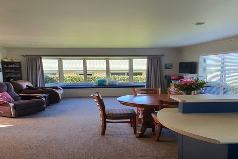 Photo of property in 9 Loveridge Place, Morrinsville, 3300