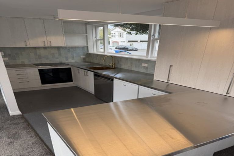 Photo of property in 28 Upland Road, Kelburn, Wellington, 6012