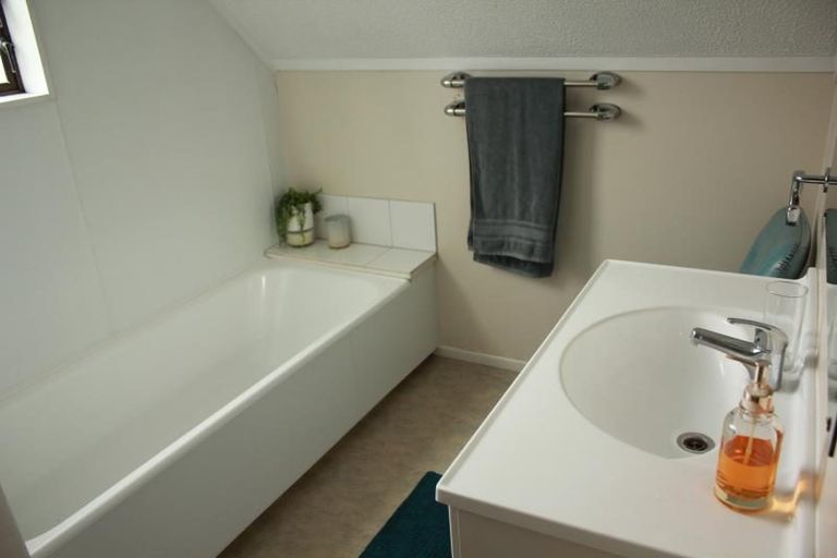 Photo of property in 5a Orange Grove, Churton Park, Wellington, 6037