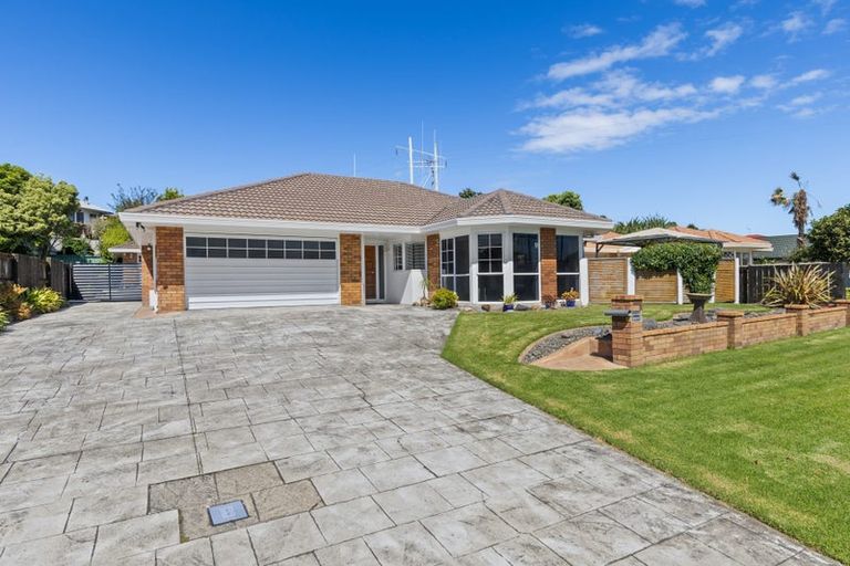 Photo of property in 11 Oleander Lane, Mount Maunganui, 3116