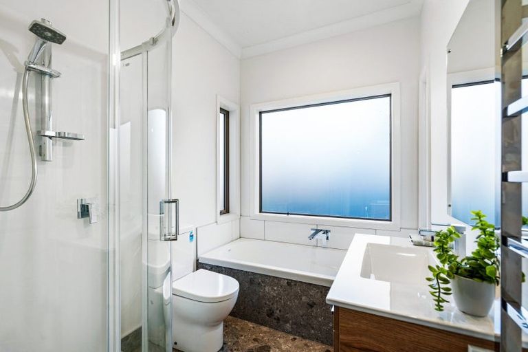 Photo of property in 3 Saint Andrews Road, Havelock North, 4130