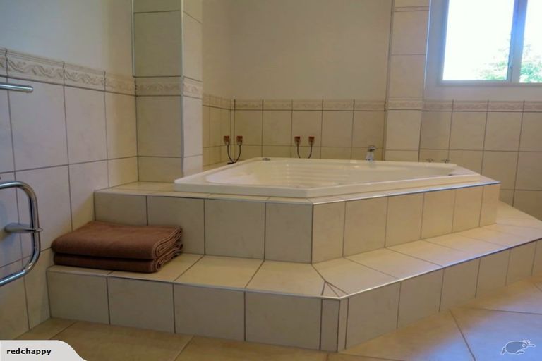 Photo of property in 99 Dry Hills Lane, Riverlands, Blenheim, 7274