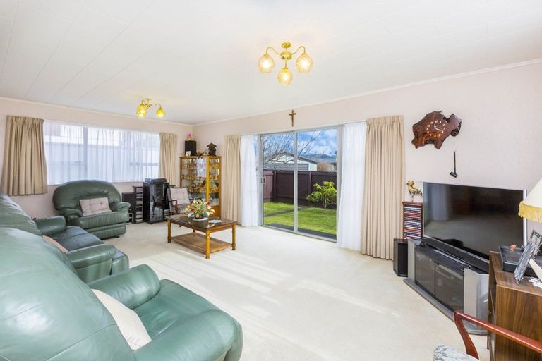 Photo of property in 8 Baltimore Crescent, Totara Park, Upper Hutt, 5018