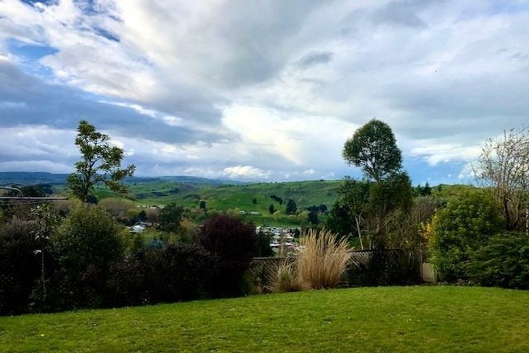 Photo of property in 30 Pukeko Street, Taihape, 4720