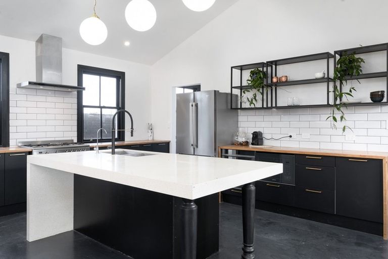 Photo of property in 201 East Street, Greytown, 5712