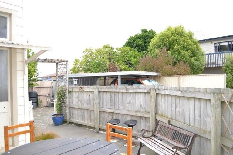 Photo of property in 9 Latham Street, Napier South, Napier, 4110