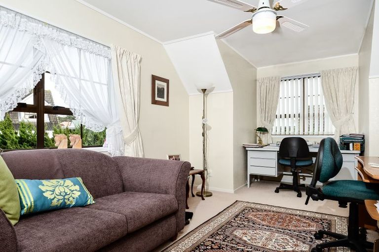 Photo of property in 8/47 Edmonton Road, Henderson, Auckland, 0612