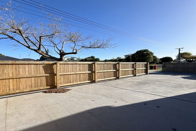 Photo of property in 28 Sussex Street, Levin, 5510