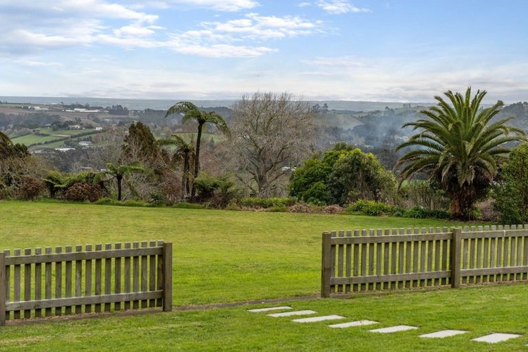 Photo of property in 447 Pinnacle Hill Road, Bombay, 2675