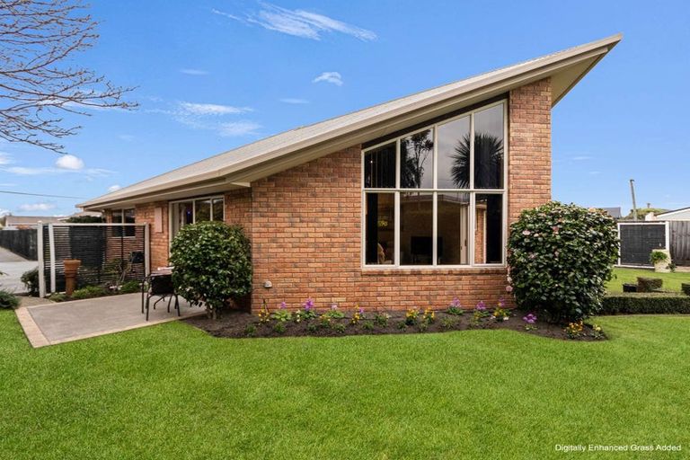 Photo of property in 75a Highsted Road, Bishopdale, Christchurch, 8053