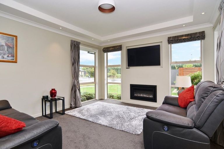 Photo of property in 12 Hamlett Drive, Woodend, 7610