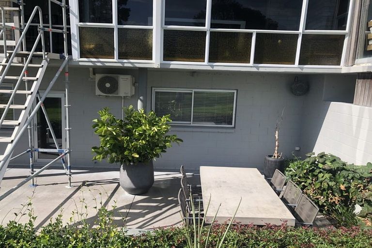 Photo of property in 4/6 Belt Road, Moturoa, New Plymouth, 4310