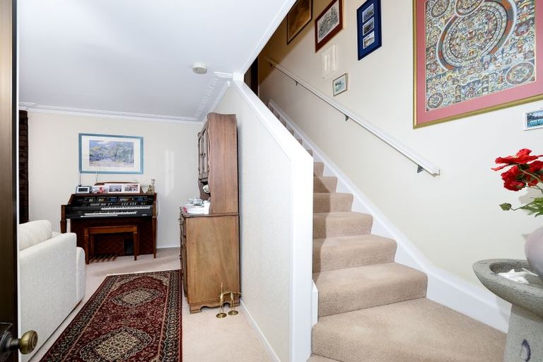 Photo of property in 8/47 Edmonton Road, Henderson, Auckland, 0612